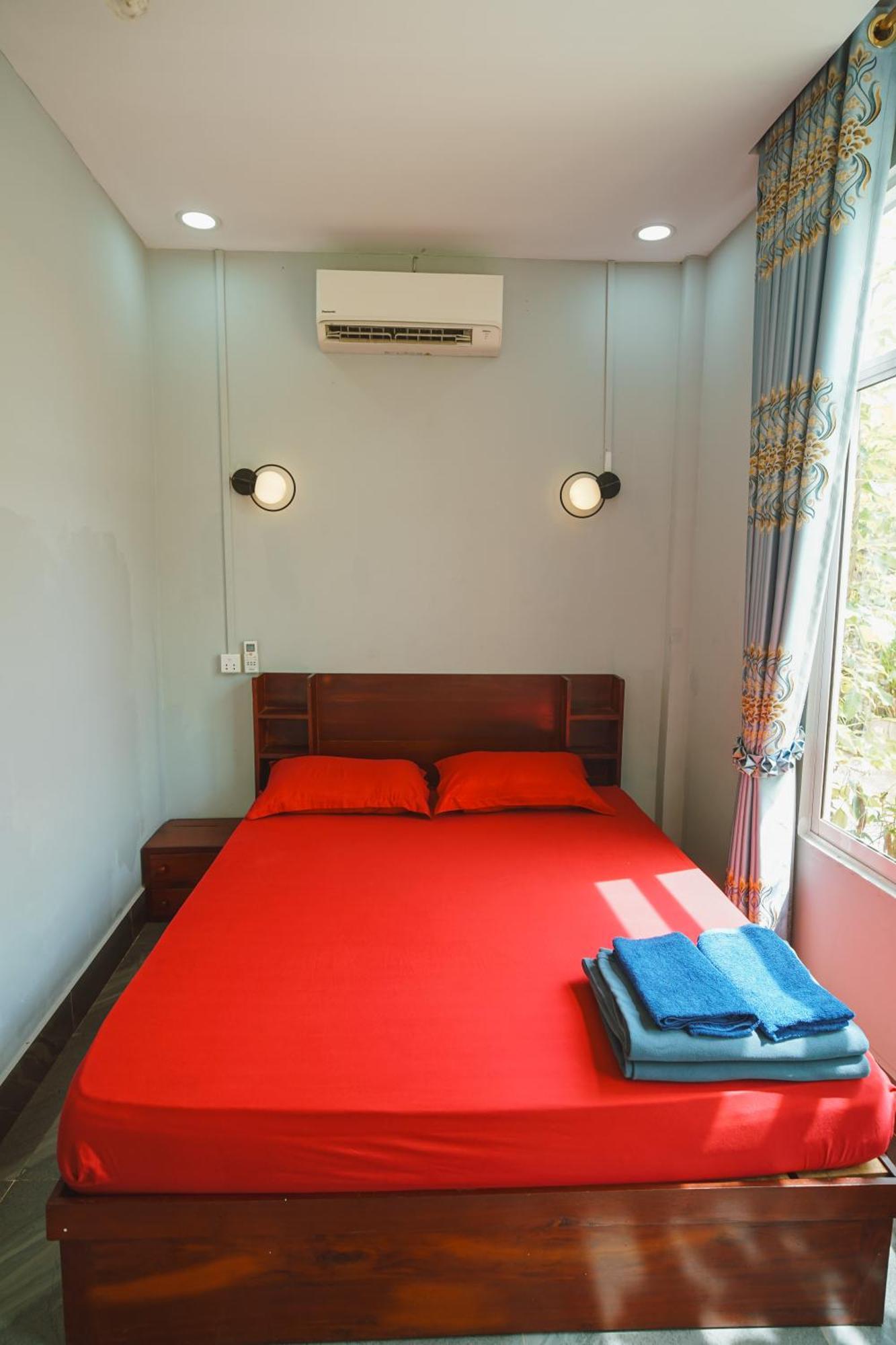 Yellow Star Hostel Kampot Exterior photo