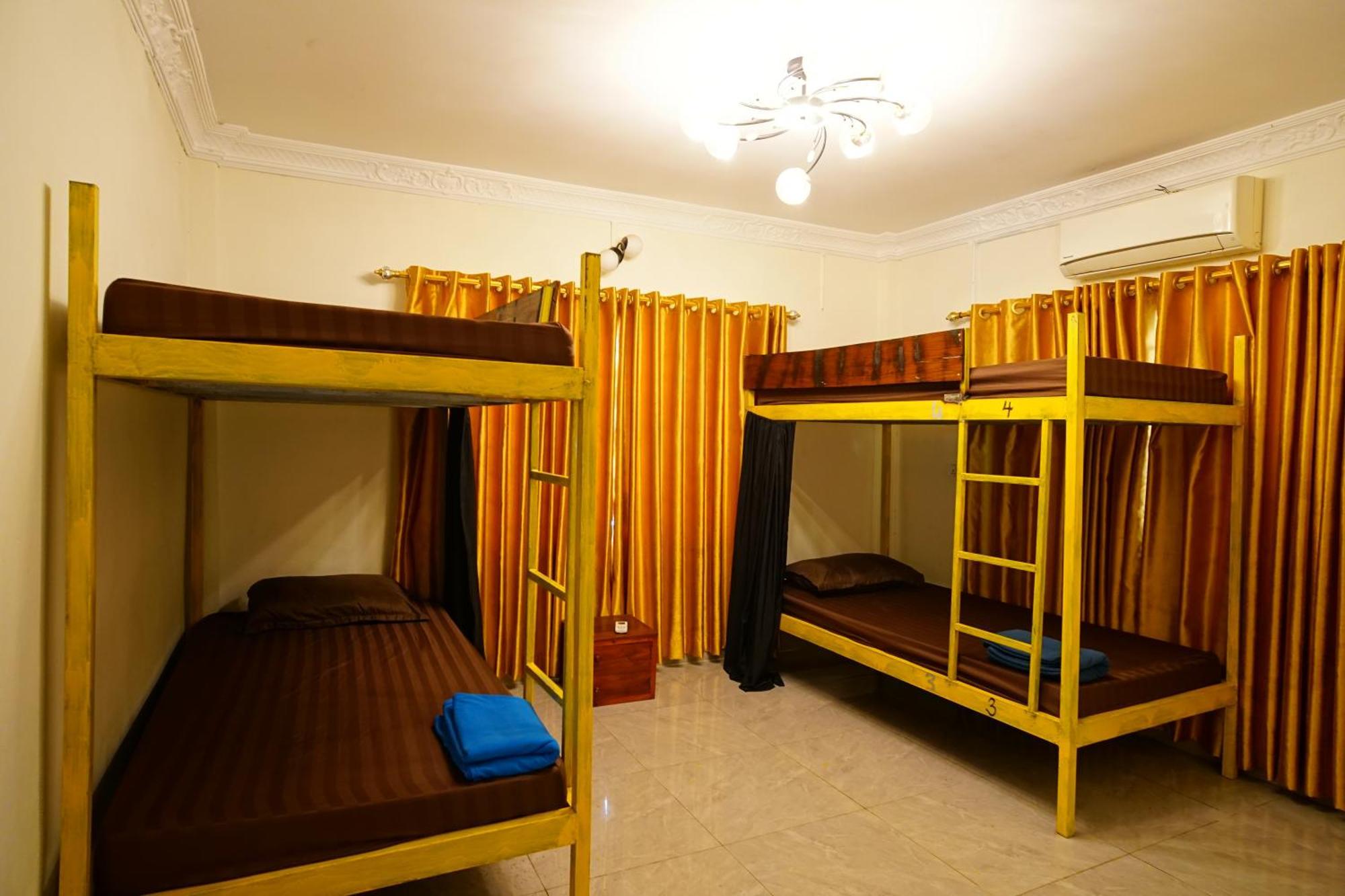 Yellow Star Hostel Kampot Exterior photo